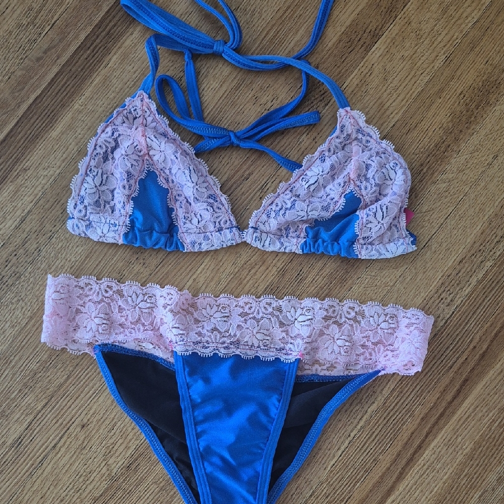 Blue and Pink Lace Women's Intimate Set